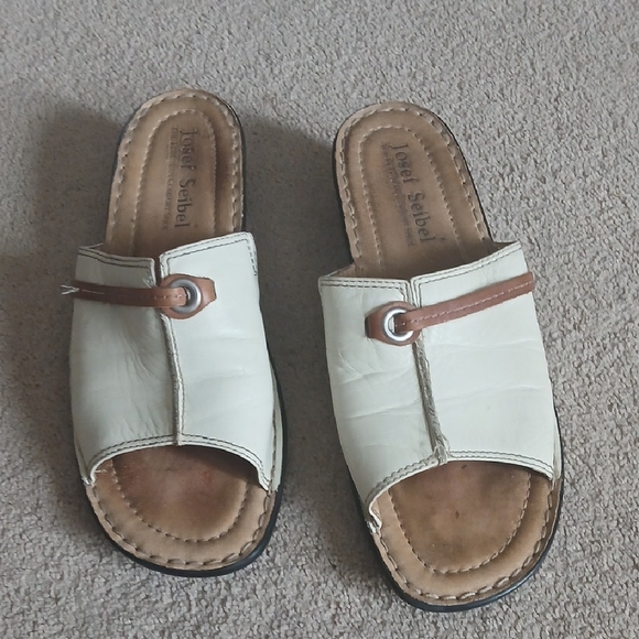 Josef Seibel Women's Cream and Brown Mules - Picture 5 of 12